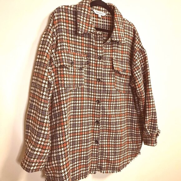 Davi&Dani Women's Size Large Oversized Plaid Button-Up Jacket/Shacket Fringed - Picture 3 of 8